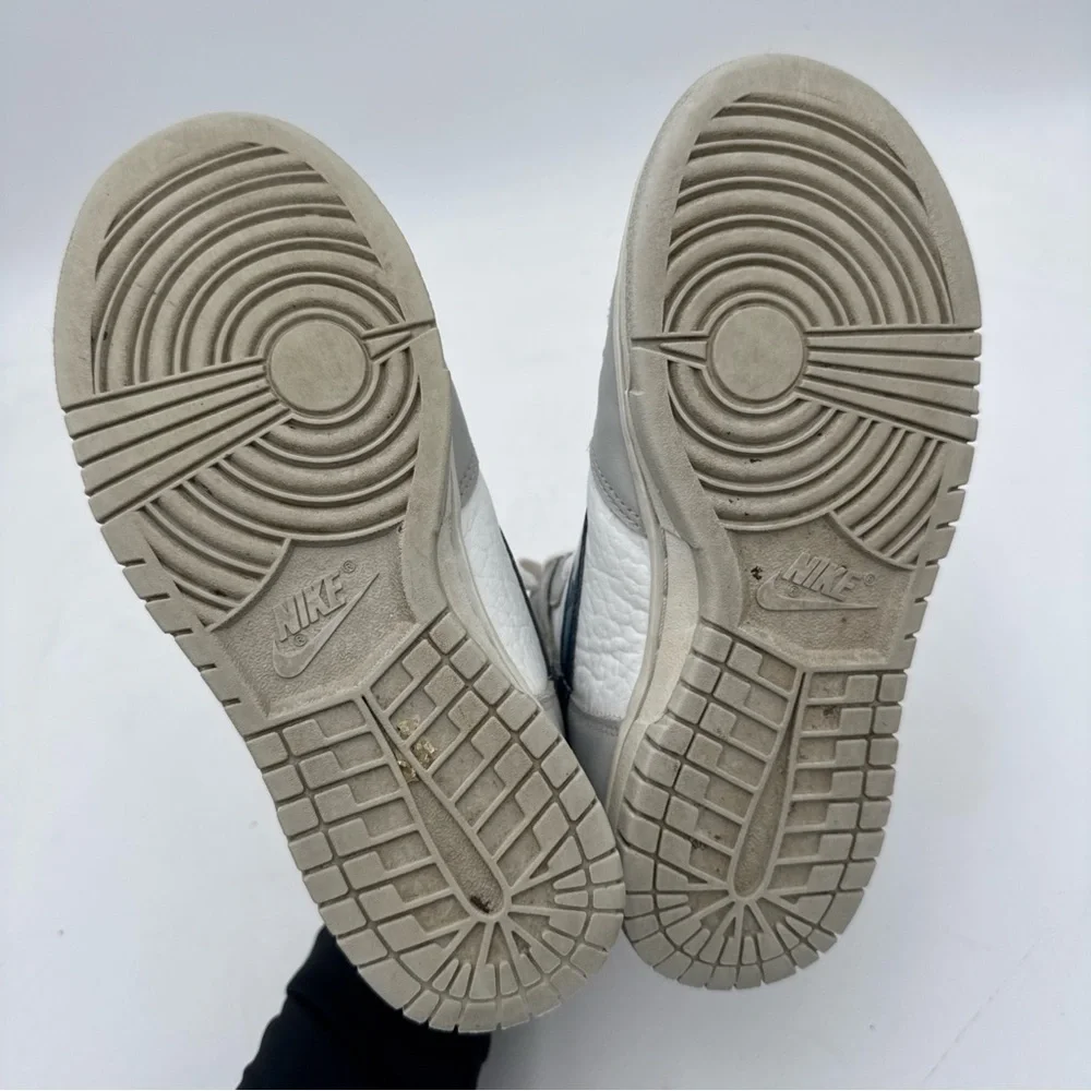 Nike Dunk High FLS Casual Shoe Summit White Grey Fog DR7855-100 Womens Size 5.5